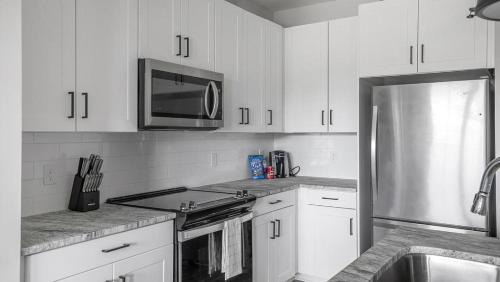 Huntsville Apartment | Landing at Laurel at Dry Creek - 2 Bedrooms in Huntsville