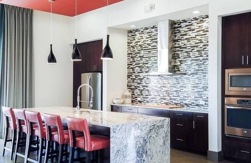 Georgetown Apartment | Discover Madison at Westinghouse: Downtown Georgetown Retreat