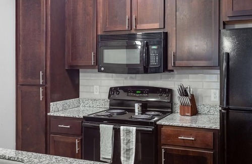 Georgetown Apartment | Discover Madison at Westinghouse: Downtown Georgetown Retreat