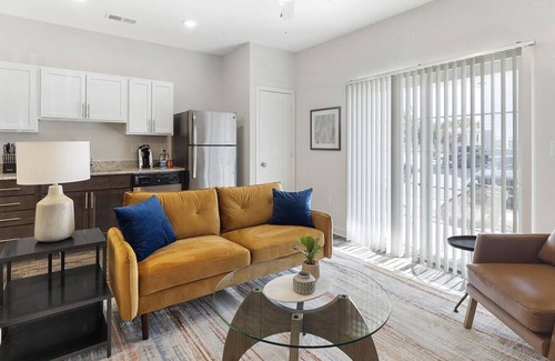 Norfolk - Virginia Beach Apartment | Relax at Park 216 Apartments - Downtown Suffolk Getaway