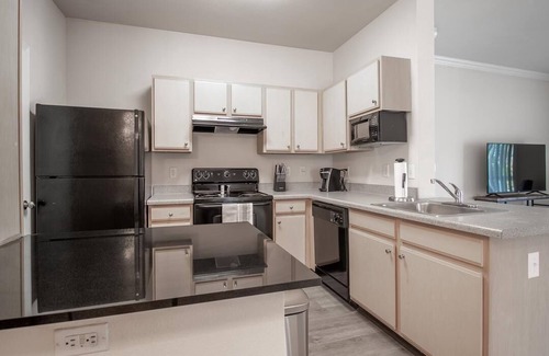 Mount Juliet Apartment | Discover Providence Trail Apartment Homes with Pool & Kitchen