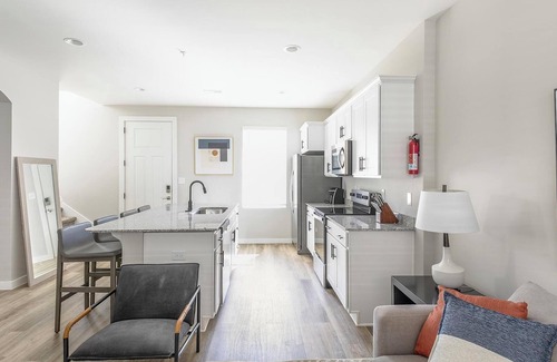 Madison Apartment | Landing at Sanctuary at Indian Creek - 2 Bedroo.