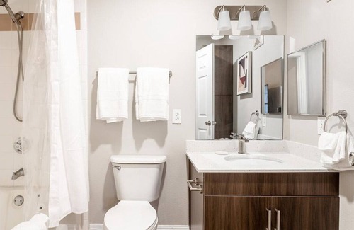 Sweetbriar Apartment | Relaxing Getaway at SOCO Apartments - Family-Friendly Escape
