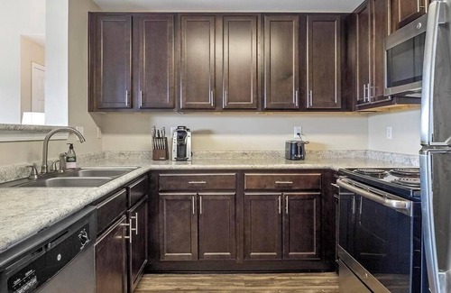 Midlothian Apartment | Cozy Stay at Swift Creek Commons - 1 Bedroom Retreat