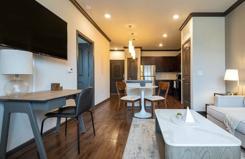 Steiner Ranch Apartment | Discover Tacara Steiner Ranch: 1 Bedroom with Pool Access