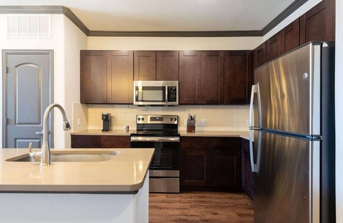 Steiner Ranch Apartment | Discover Tacara Steiner Ranch: 1 Bedroom with Pool Access