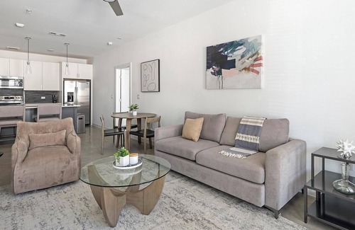 Austin Apartment | Explore The Artesian at Bee Cave - 2 Bedrooms in Lakeway