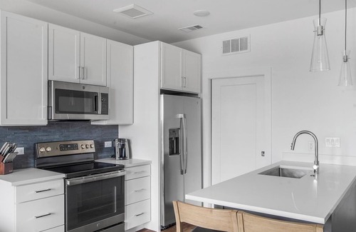 Lakeway Apartment | Discover The Artesian at Bee Cave: 1 Bedroom Getaway