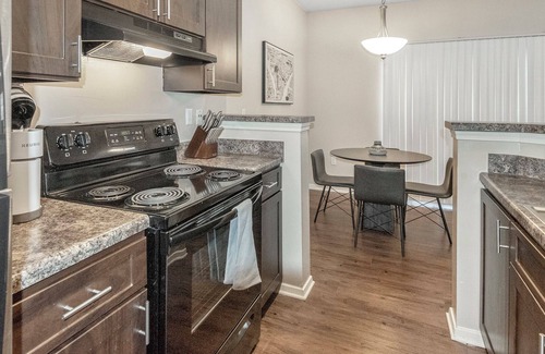 Germantown Apartment | Discover The Retreat at Germantown - 1 Bedroom Oasis