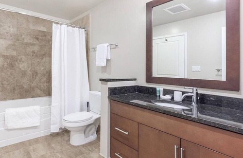 Cherry Creek Apartment | Discover Comfort at The Seasons of Cherry Creek - 2 Bedrooms