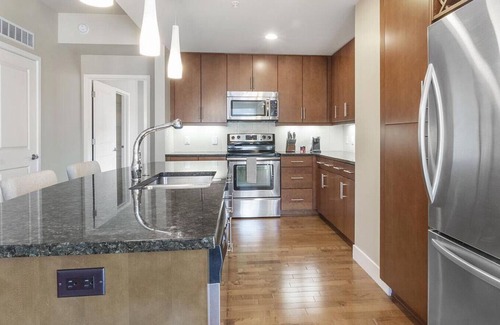 Cherry Creek Apartment | Discover Comfort at The Seasons of Cherry Creek - 2 Bedrooms