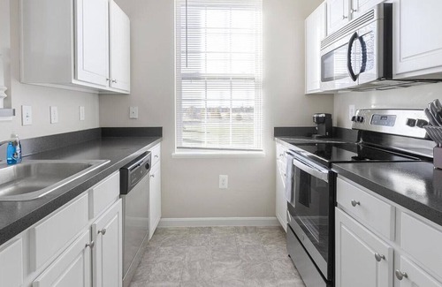 Canal Winchester Apartment | Discover The Green - 2 Bedroom Retreat in South Columbus