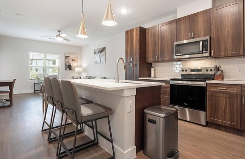 Seguin Apartment | Landing at The Virginia - 1 Bedroom in Seguin