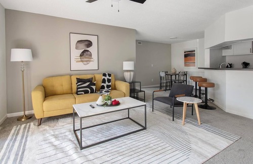 Sunbeam Apartment | Landing at Timberwalk at Mandarin - 2 Bedrooms .