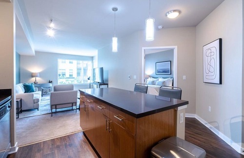 Juanita Apartment | Experience the Comfort of Waterscape Juanita Village