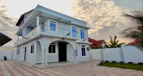 Chukwani House | Landing Bay Villa