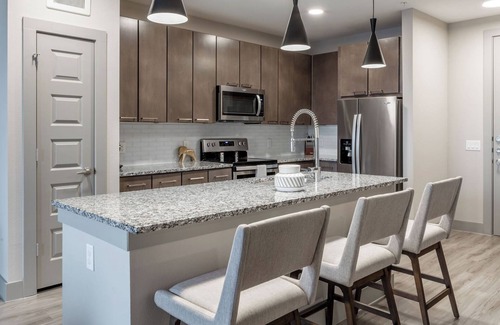 Montopolis Apartment | Discover the Bridge at Henley: 1 Bedroom Retreat