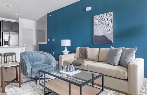 Austin Apartment | Landing | Beautiful 1BD, Pool, Gym