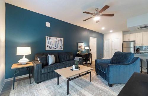 Charlotte Apartment | Landing | Beautiful 1BD, Clubhouse, Gym