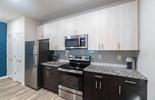 Charlotte Apartment | Landing | Beautiful 1BD, Clubhouse, Gym