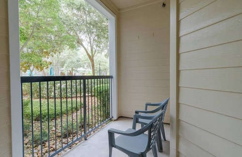 Nassau Bay Apartment | Landing | Beautiful 2BD, Gym, Pool