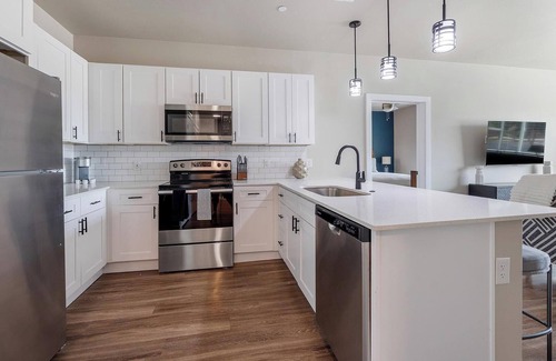 Goodyear Apartment | Landing | Beautiful 2BD, Clubhouse