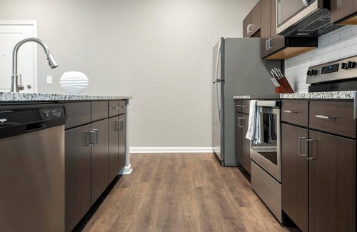 Chesterfield Apartment | Landing | Beautiful 1BD, Gym, Clubhouse