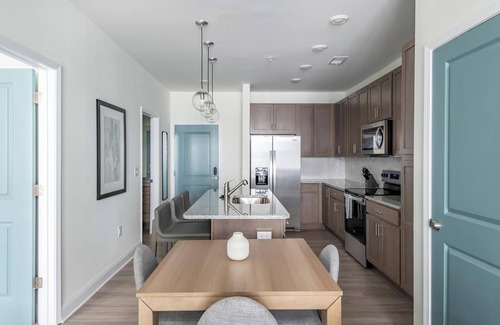 Wilmington Apartment | Landing | Chic 1BD, Gym, Clubhouse