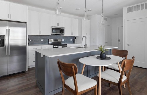 Austin Apartment | Landing | Chic 2BD, Clubhouse, Pool