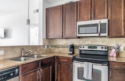 Irving Apartment | Cozy 2-Bedroom Retreat at City North, Valley Ranch