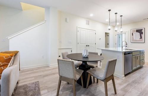 Wilmington Apartment | Landing | Chic 2BD, Pool, Clubhouse