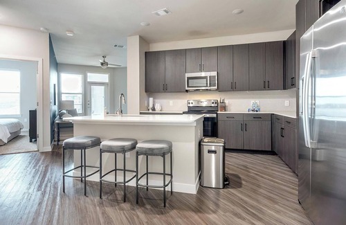 Wetmore Apartment | Landing | Incredible 2BD, Gym, Clubhouse