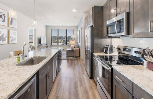 Pine Forest Apartment | Landing | Modern 1BD, Gym, Clubhouse