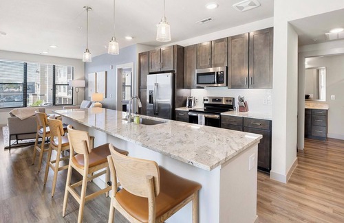 Pine Forest Apartment | Landing | Modern 1BD, Gym, Clubhouse