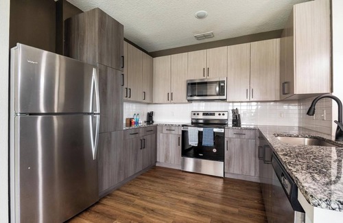 Tropic Apartment | Landing | Spectacular 1BD, Pool, Gym
