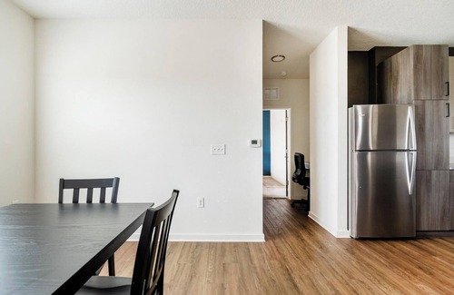 Tropic Apartment | Landing | Spectacular 1BD, Pool, Gym