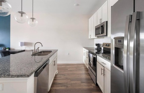 Antioch Apartment | Landing | Spectacular 1BD, Pool, Yoga Studio