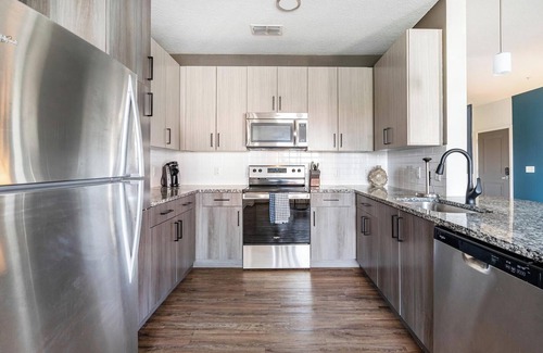 Tropic Apartment | Landing | Spectacular 2BD, Pool, Gym