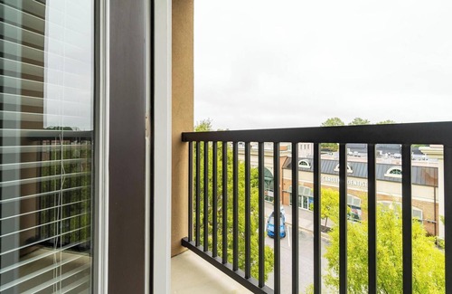 Cary Apartment | Landing | Spectacular 2BD, Courtyard, Pool