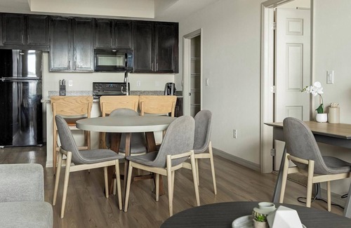 Fort Myers Apartment | Landing | Spectacular 2BD, Tennis Court