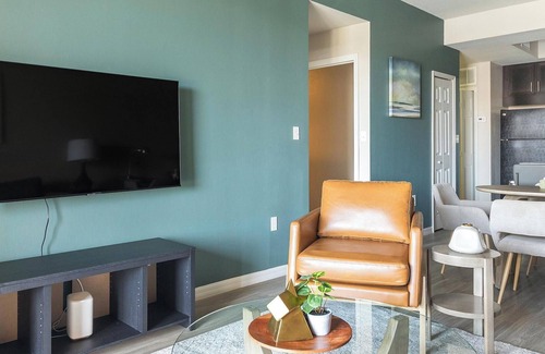 Fort Myers Apartment | Landing | Spectacular 1BD, Pool, Gym