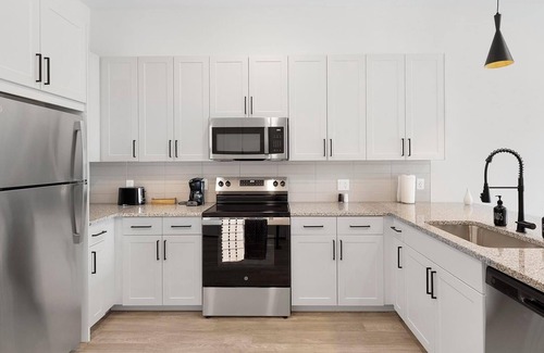 Denton Apartment | Landing | Stunning 1BD in Denton