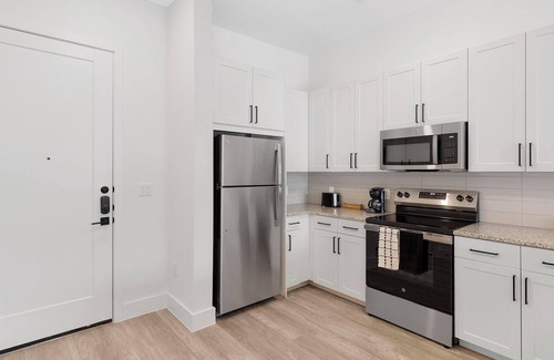 Denton Apartment | Landing | Stunning 1BD in Denton