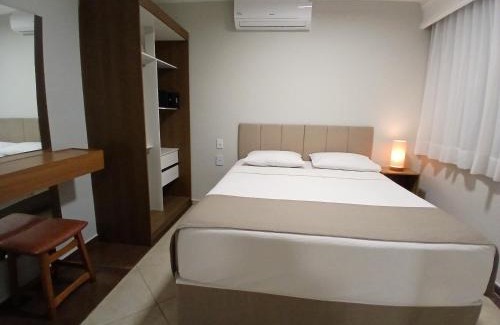 Cerqueira Cesar Hotel | Experience The Landmark Residence with Ocean Views & Pool