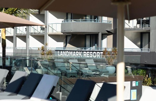 Nelson Bay Resort | Discover Landmark Resort: Oceanfront Bliss for Families