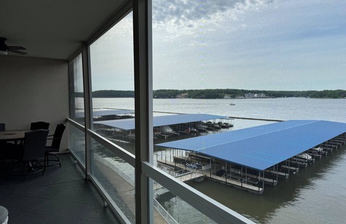 Osage Beach Condo | Lands End Luxury on the Water-Main Channel View-Free Boat Slip-No Stairs to Unit