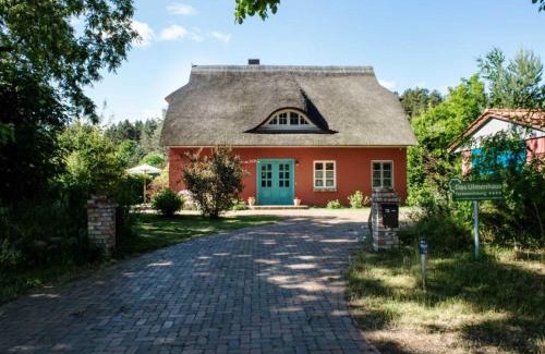 Morgenitz House | Oceanfront Retreat at Landschek, Ferienhaus "Das Ulmenhaus"