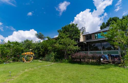 Puli House | Discover Lane 523: A Family-Friendly Garden Retreat