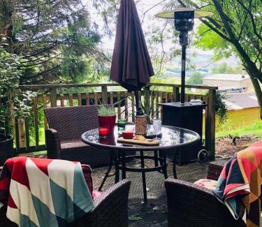 Lumbutts House | Oceanfront Retreat at Swallows Nest Barn - Rated 9.2/10