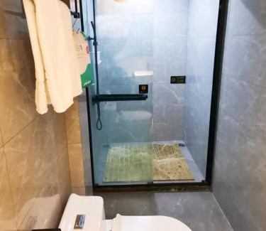 Central Business District Hotel | Family-Friendly Stays at 蓝尔兹酒店, Shenzhen Metro Access